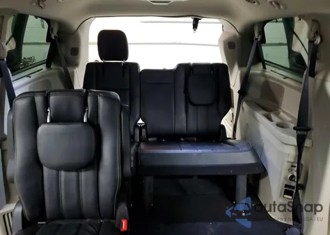 2015 Chrysler Town & Country Touring from USA, damaged, VIN 2C4RC1BG8FR521240